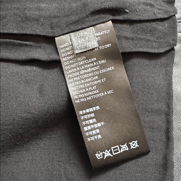 Free People Elegant Black Leather Mini Skirt Size 4 NWOT - Picture 4 of 5